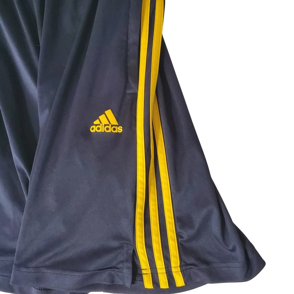 Adidas Mens Navy Blue Yellow 3 Stripe Athletic Gym Shorts Size Medium